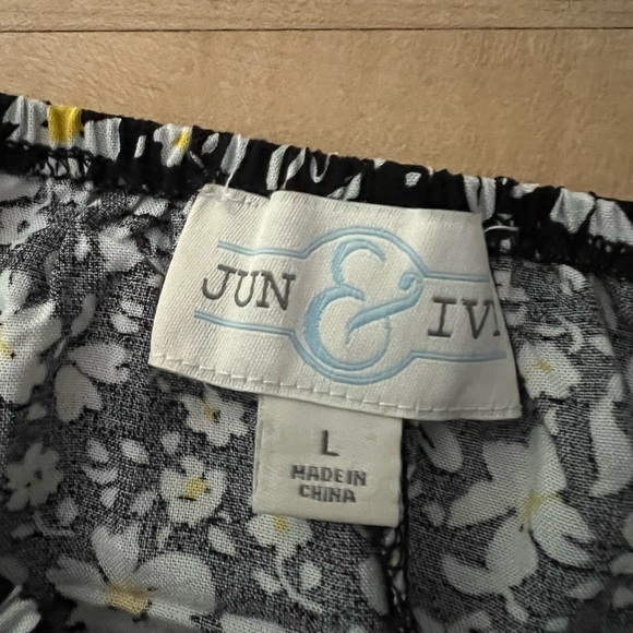Jun & Ivy cropped Boho blouse size Large - Picture 7 of 9